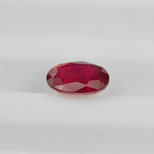 0.98 cts Natural Thai Ruby Loose Gemstone Oval Cut