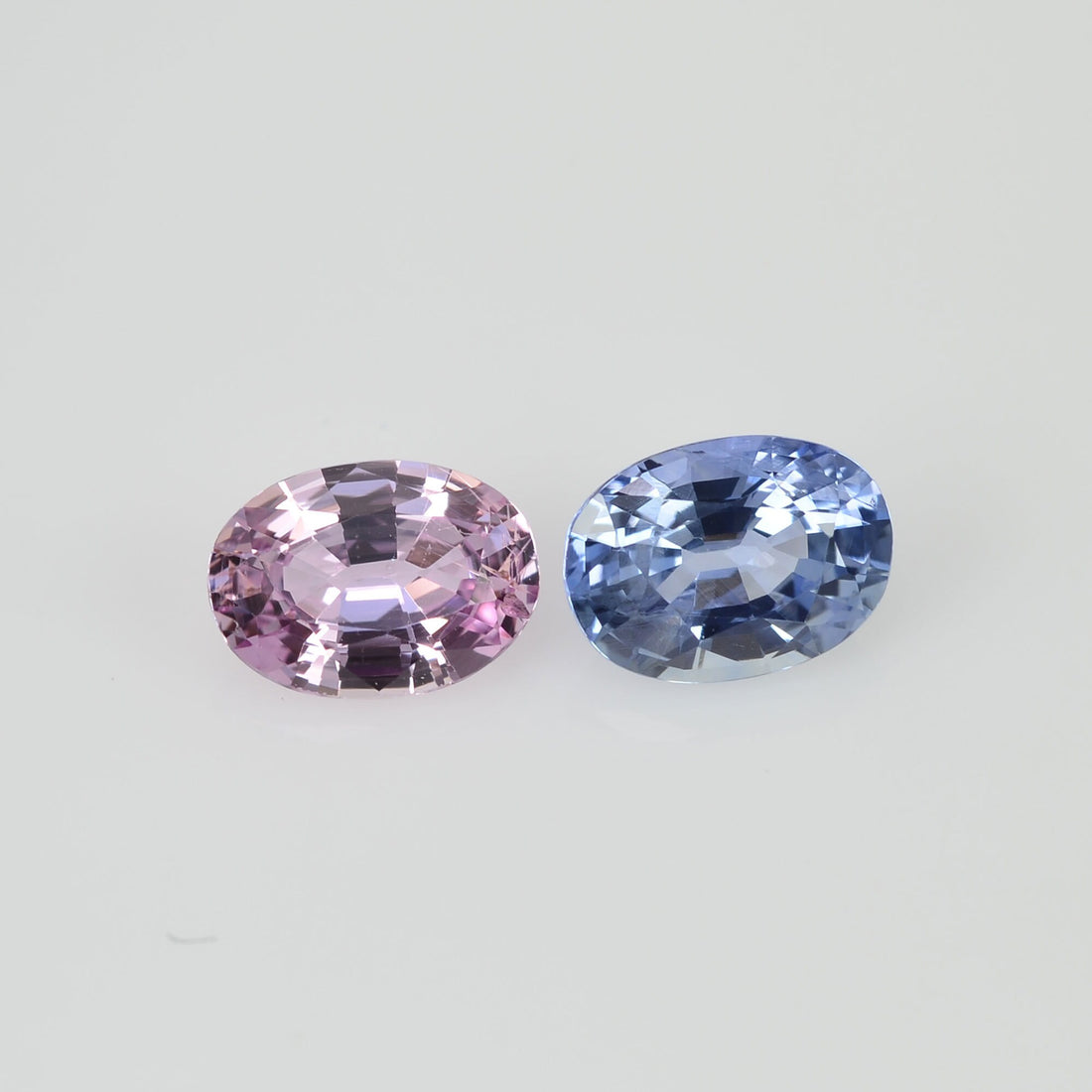 1.73 cts Natural Fancy Sapphire Loose Pair Gemstone Oval Cut
