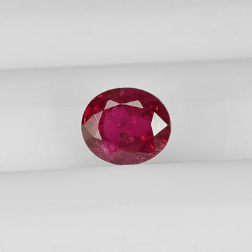 0.95 cts Natural Thai Ruby Loose Gemstone Oval Cut