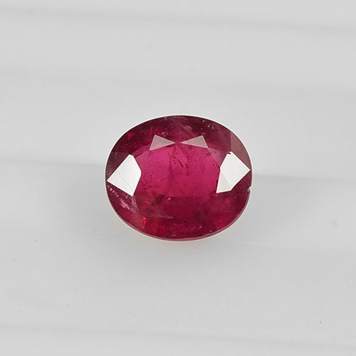 1.07 cts Natural Thai Ruby Loose Gemstone Oval Cut