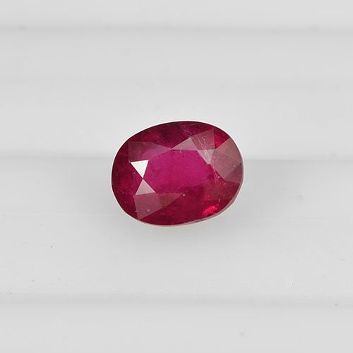 1.09cts Natural Thai Ruby Loose Gemstone Oval Cut
