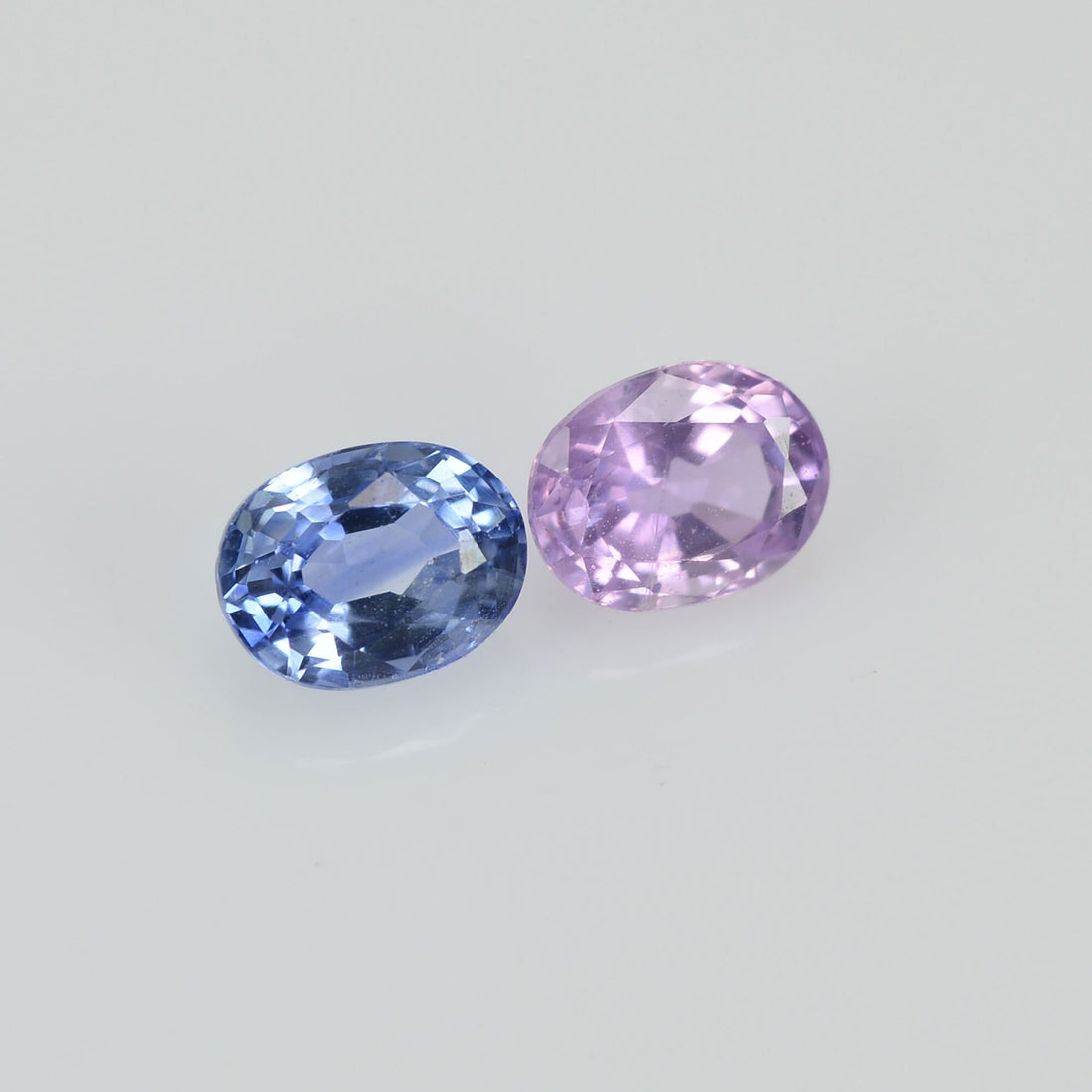 0.63 cts Natural Fancy Sapphire Loose Pair Gemstone Oval Cut