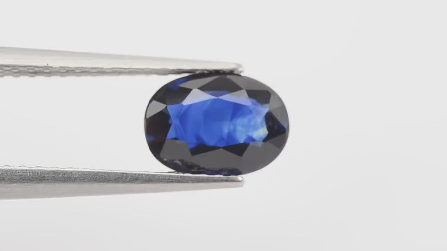 1.21 cts  Natural Blue Sapphire Loose Gemstone Oval Cut