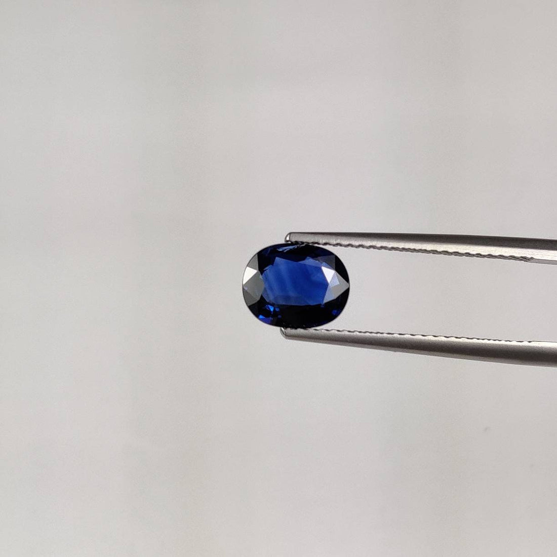 1.36 cts Unheated Natural Blue Sapphire Loose Gemstone Oval Cut Certified