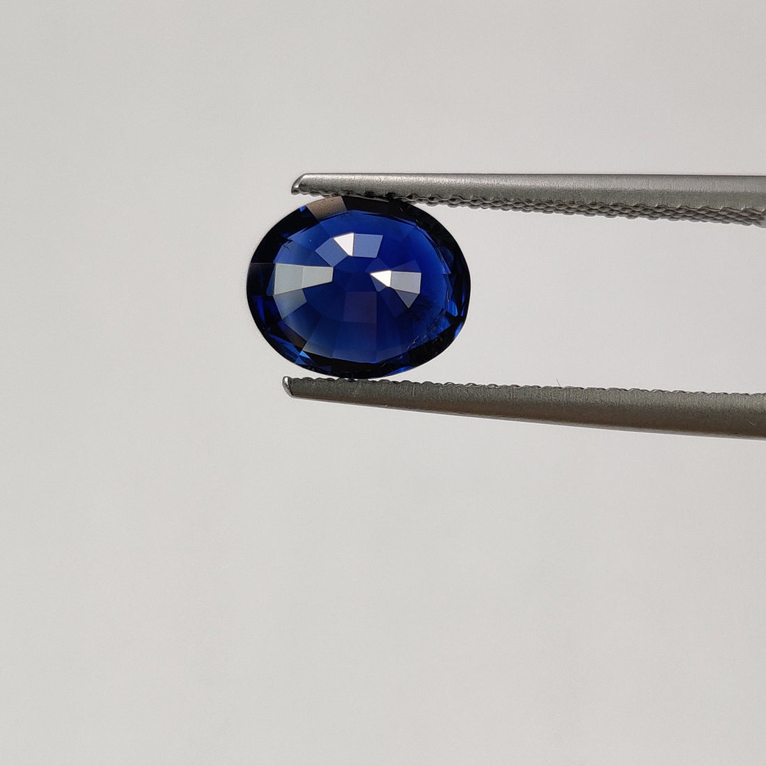 2.55 cts Unheated Natural Blue Sapphire Loose Gemstone Oval Cut GRS Certified
