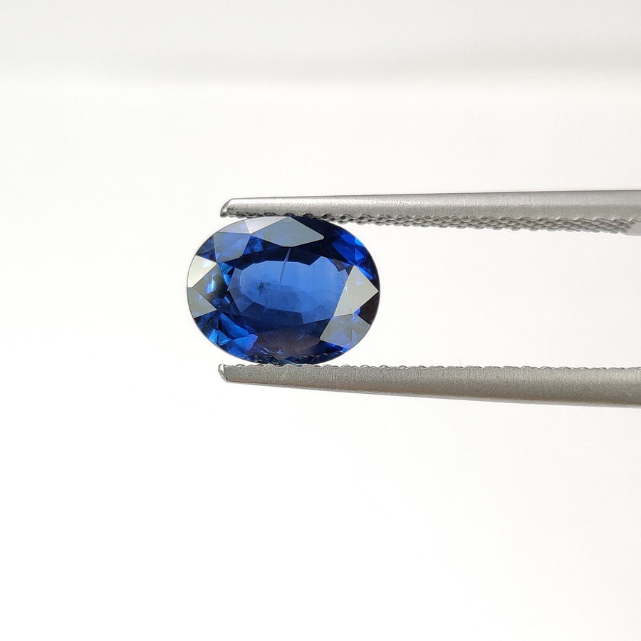 2.32 cts Natural Blue Sapphire Loose Gemstone Oval Cut Certified