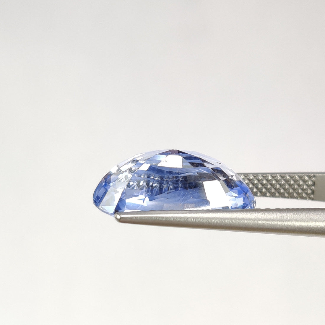 6.60 cts Unheated Natural Pastel Blue Sapphire Loose Gemstone Oval Cut