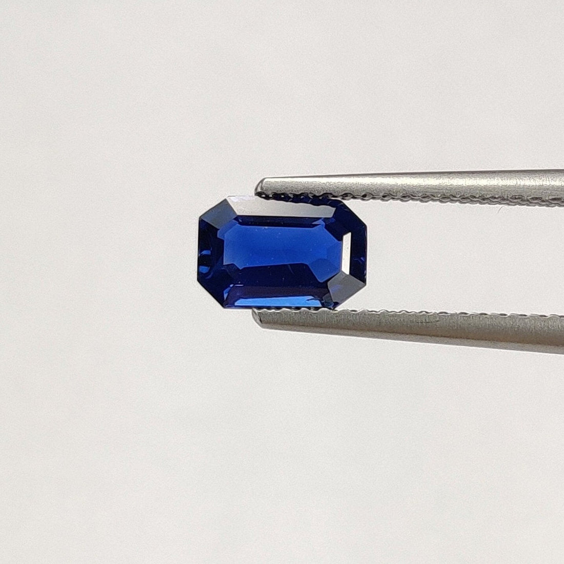 1.22 cts Natural Blue Sapphire Loose Gemstone Emerald Cut Certified