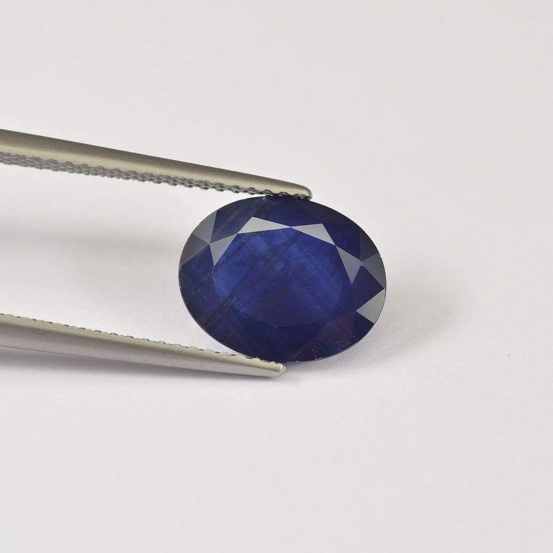 3.72 cts Natural Blue Sapphire Loose Gemstone Oval Cut