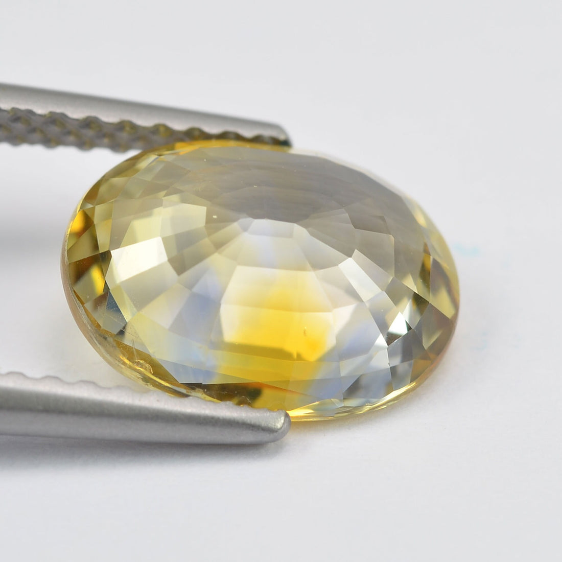 2.65 cts Natural Yellow Sapphire Loose Gemstone Oval Cut