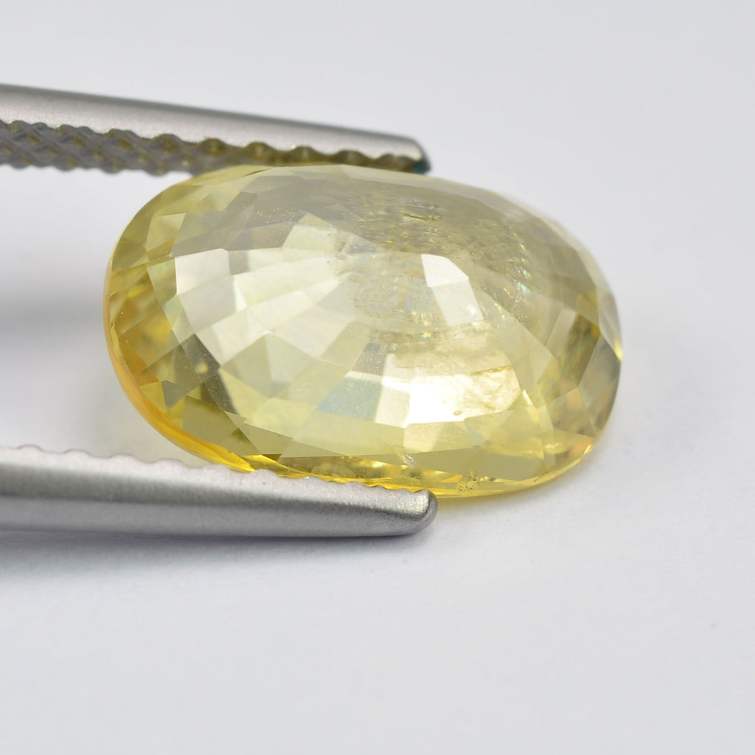 2.39 cts Natural Yellow Sapphire Loose Gemstone Oval Cut