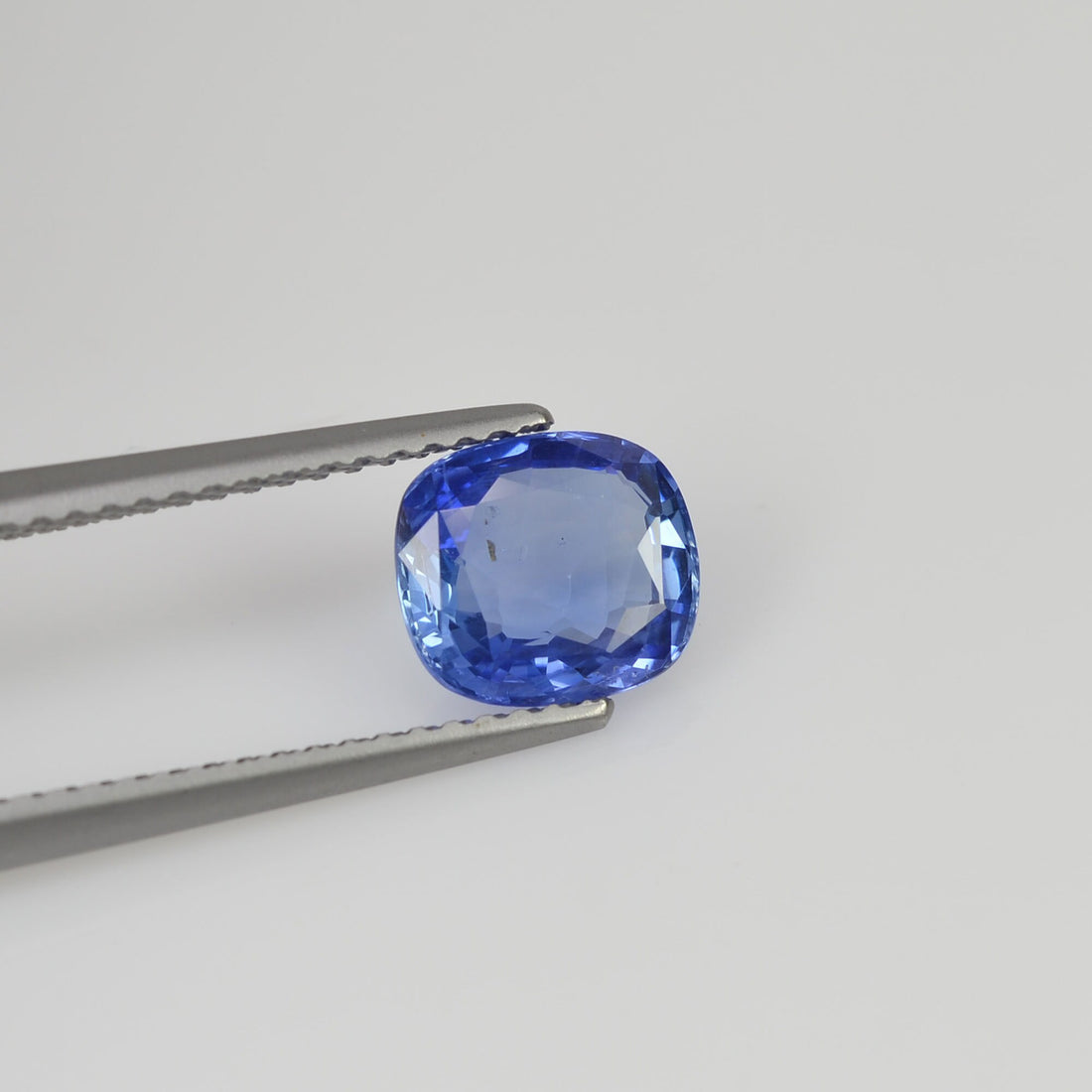 1.66 cts Unheated Natural Blue Sapphire Loose Gemstone Cushion Cut Certified