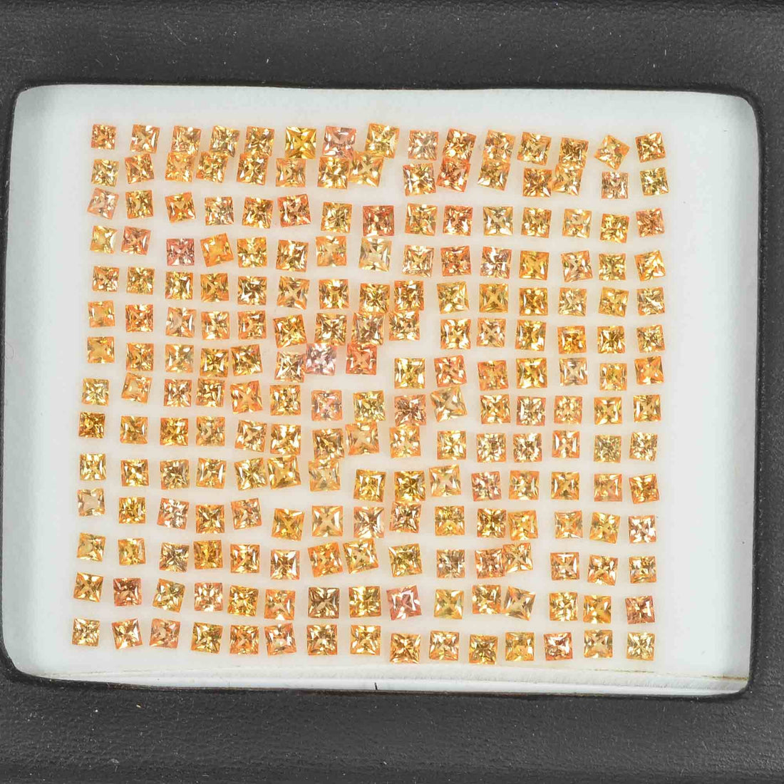 2.2-2.9 mm Natural Callibrated Orange Sapphire Loose Gemstone Princess Cut