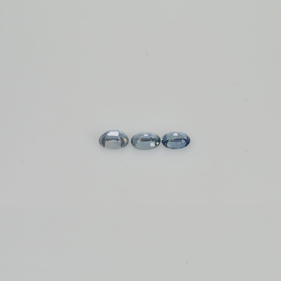 4x3 mm Natural Calibrated Blue Sapphire Loose Gemstone Oval Cut