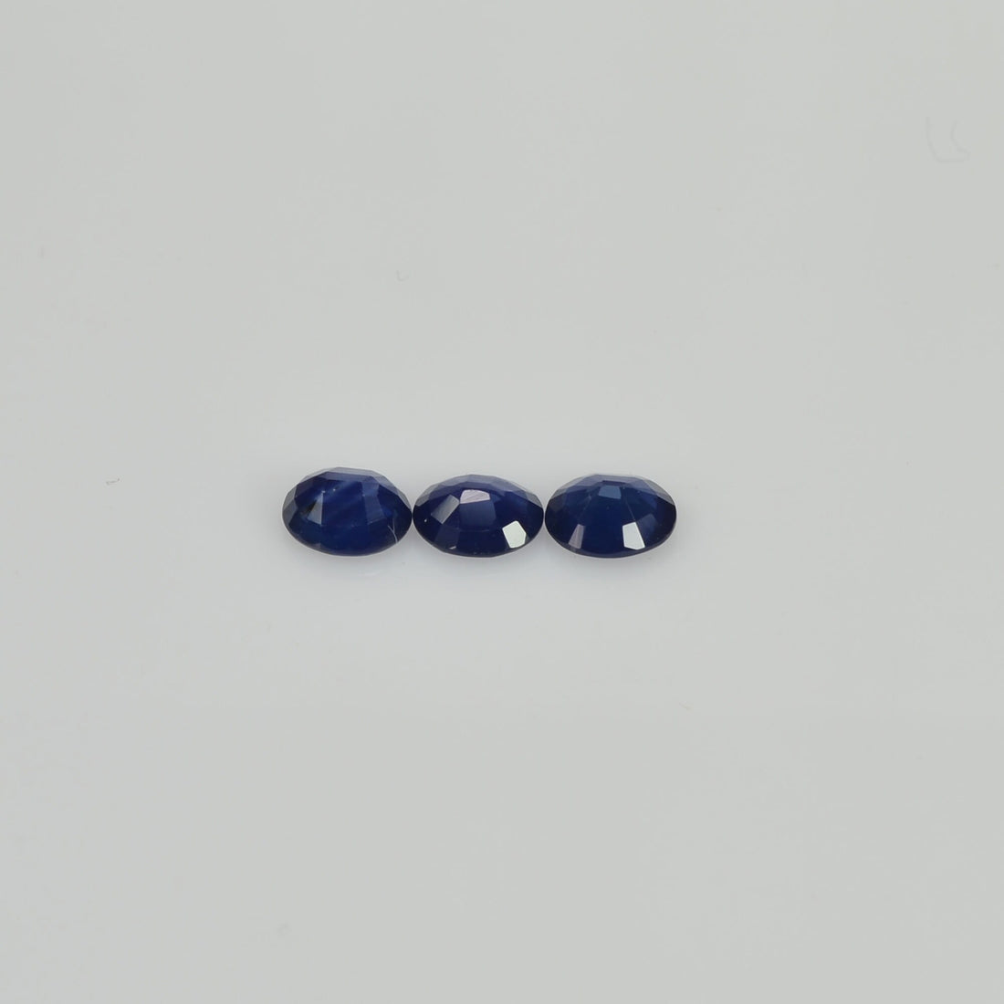 5x4 mm Natural Calibrated Blue Sapphire Loose Gemstone Oval Cut