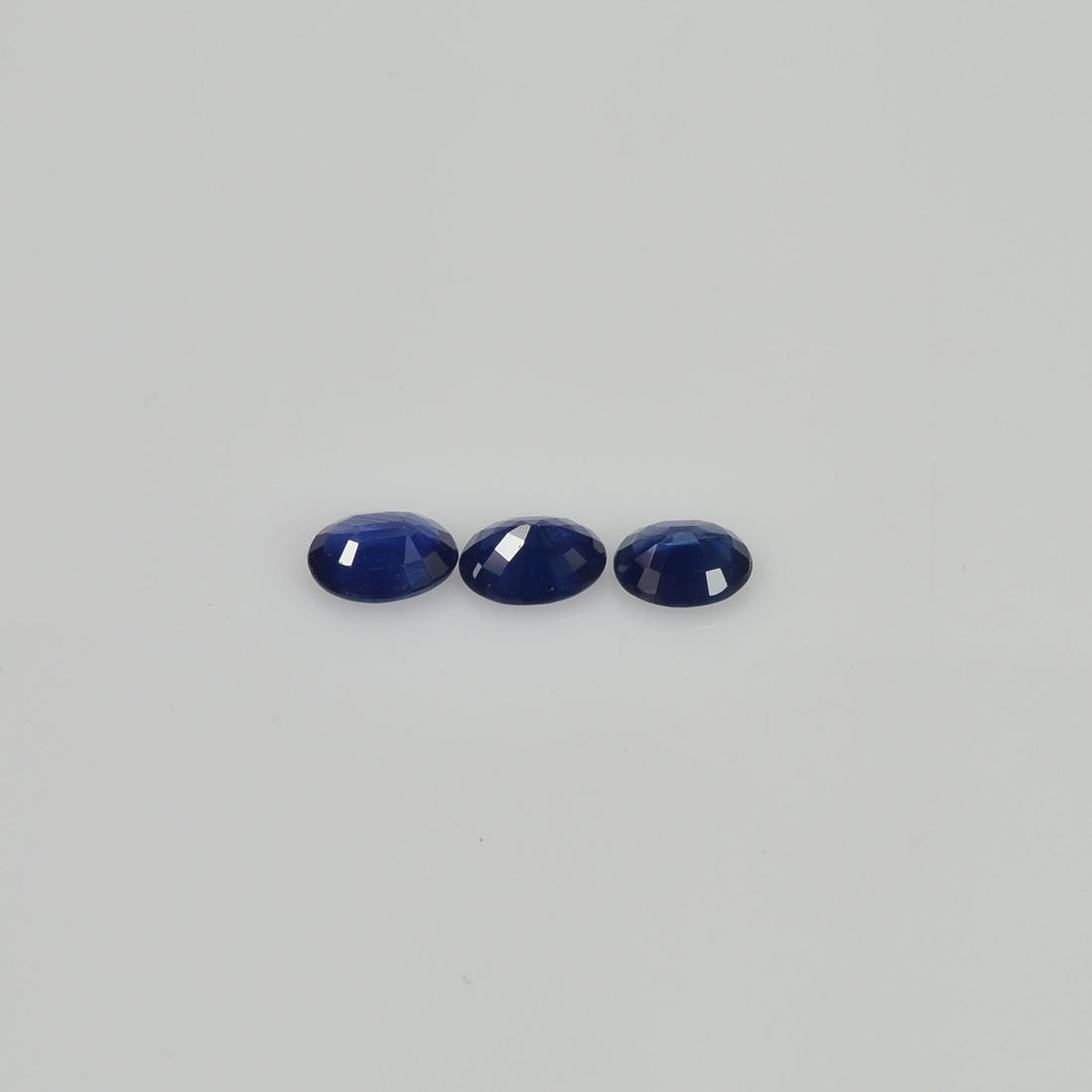 5x4 mm Natural Calibrated Blue Sapphire Loose Gemstone Oval Cut