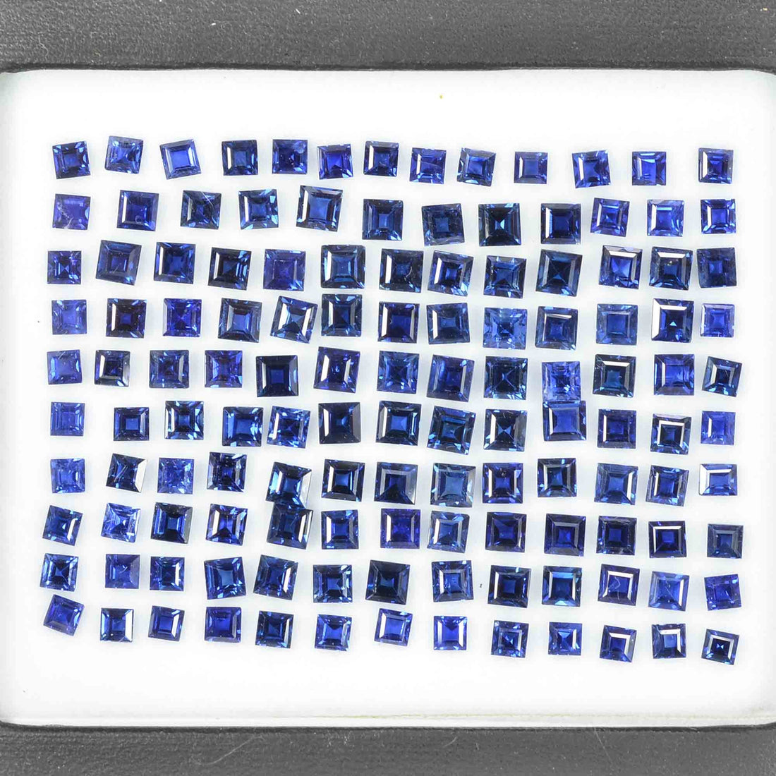 2.5-3.7 mm Natural Calibrated Blue Sapphire Loose Gemstone Square Cut