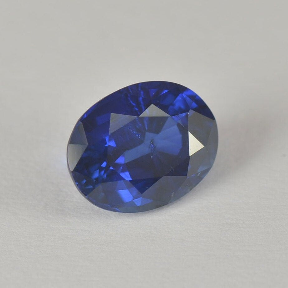 1.63 cts Natural Blue Sapphire Loose Gemstone Oval Cut Certified