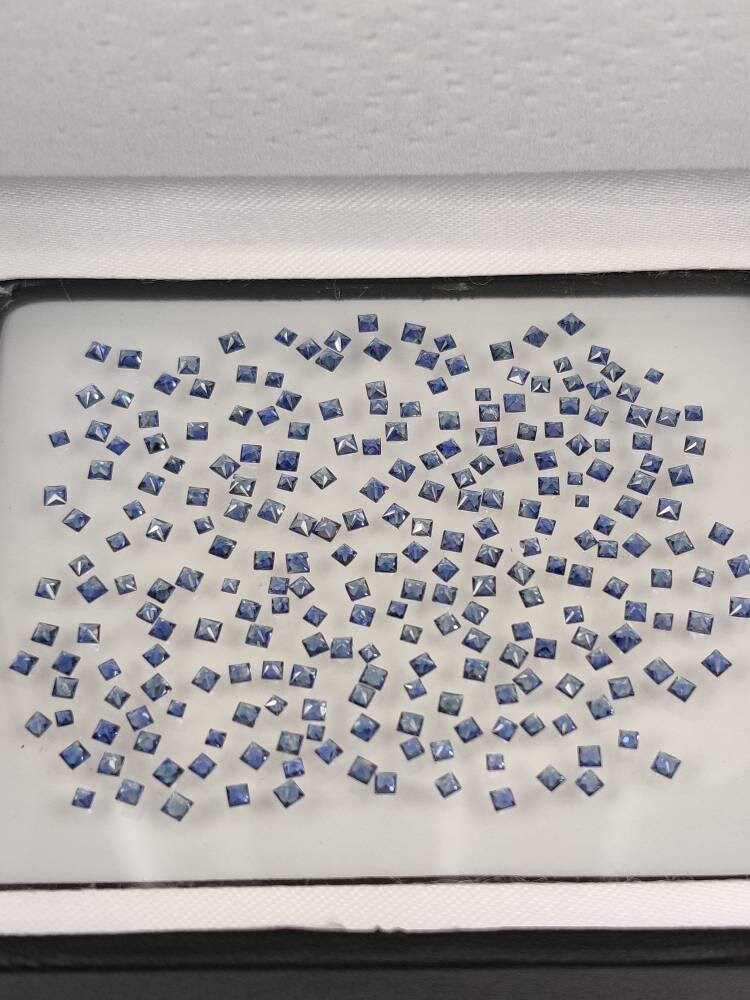 1.2-1.8 mm Natural Blue Sapphire Loose Gemstone Princess Cut