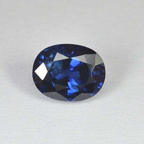 2.21 cts Natural Blue Sapphire Loose Gemstone Oval Cut Certified