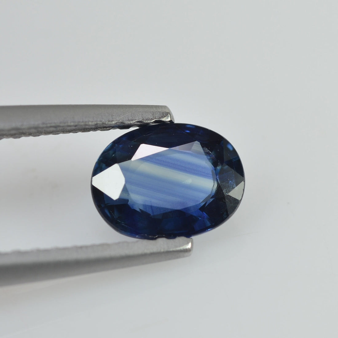 0.94 cts Natural Blue Sapphire Loose Gemstone Oval Cut