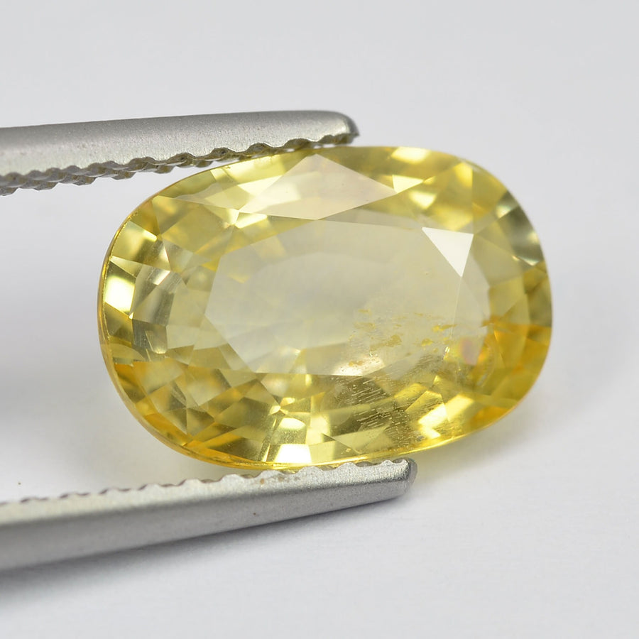 2.39 cts Natural Yellow Sapphire Loose Gemstone Oval Cut
