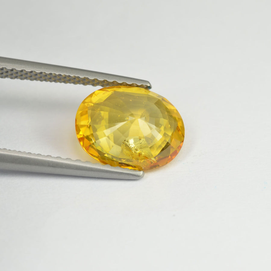 2.68 cts Natural Yellow Sapphire Loose Gemstone Oval Cut