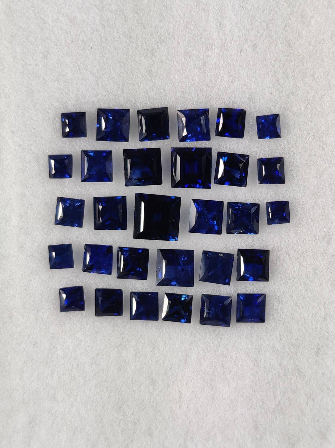 1.9-3.9 MM Natural Princess Cut Blue Sapphire - Thai Gems Export Ltd.