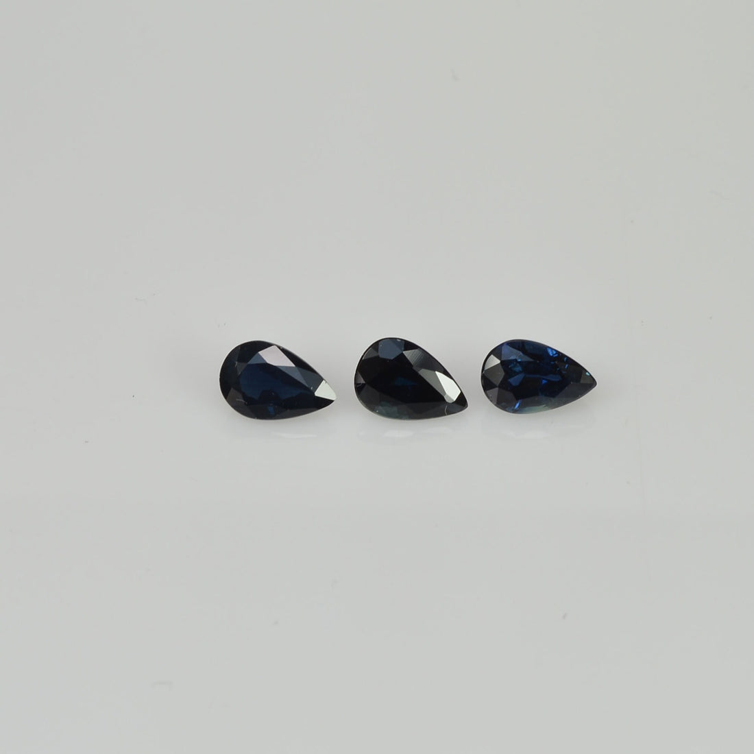 6x4 mm Natural Calibrated Blue Sapphire Loose Gemstone Pear Cut