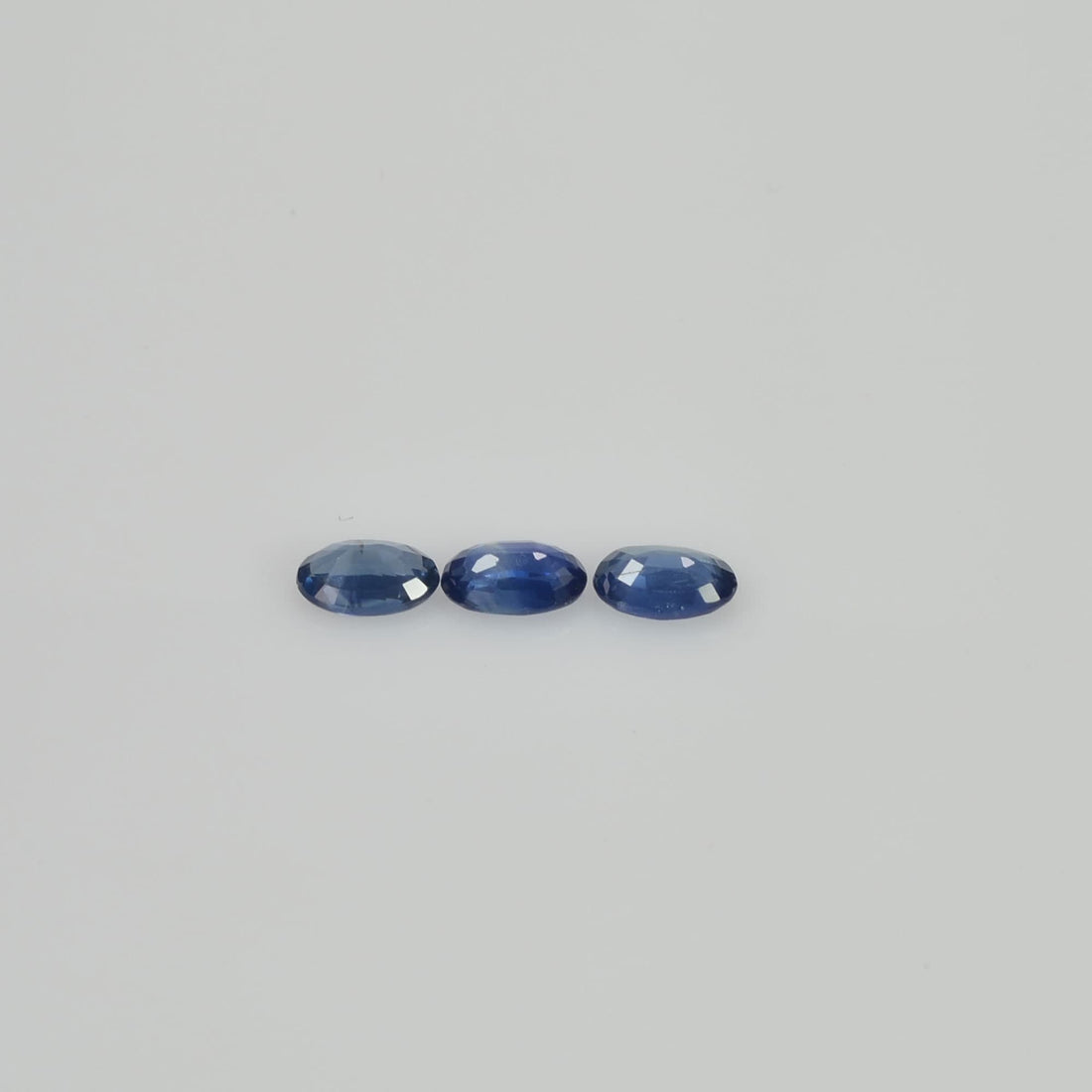 5x3 mm Natural Calibrated Blue Sapphire Loose Gemstone Oval Cut