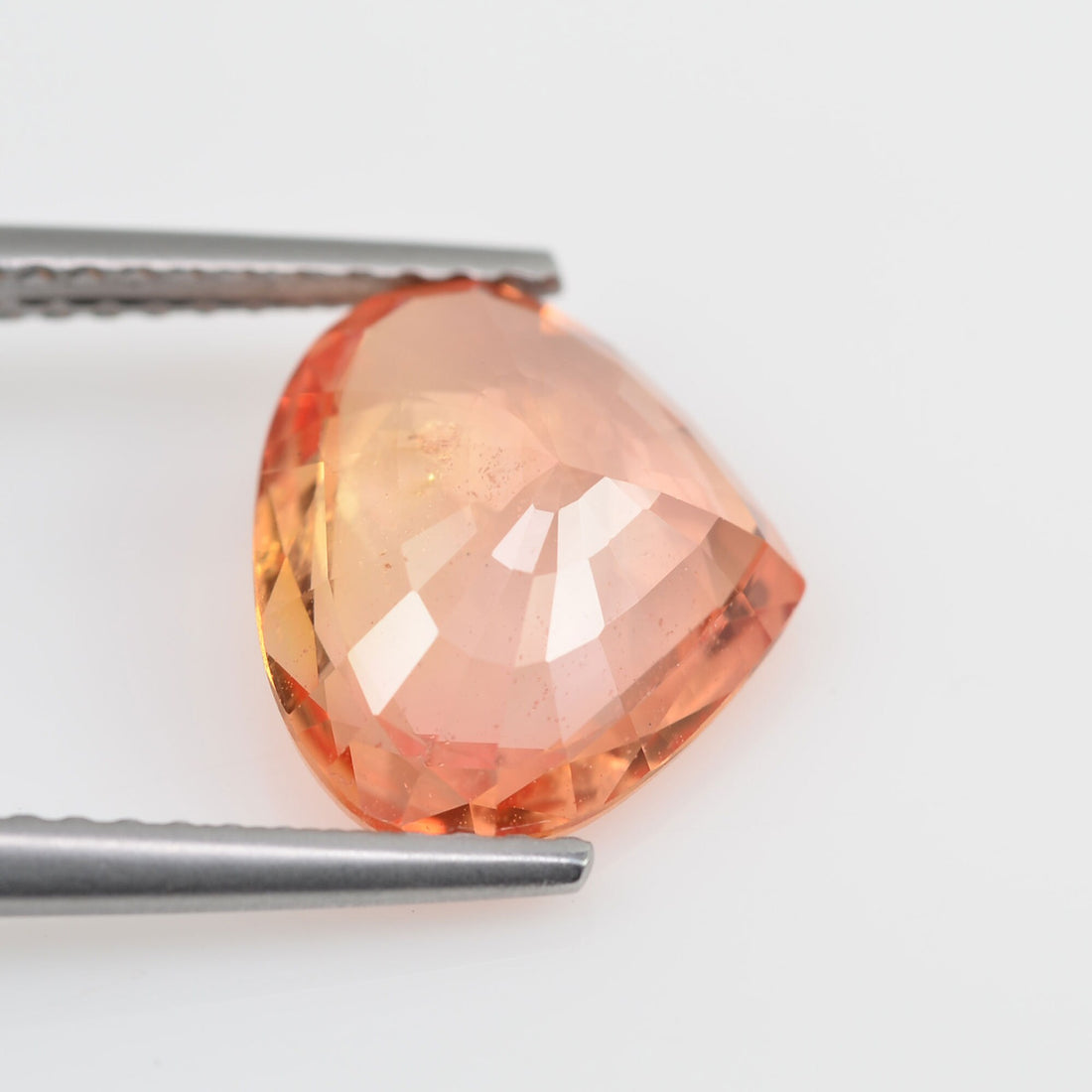 3.72 cts Natural Orange Sapphire Loose Gemstone Oval Cut