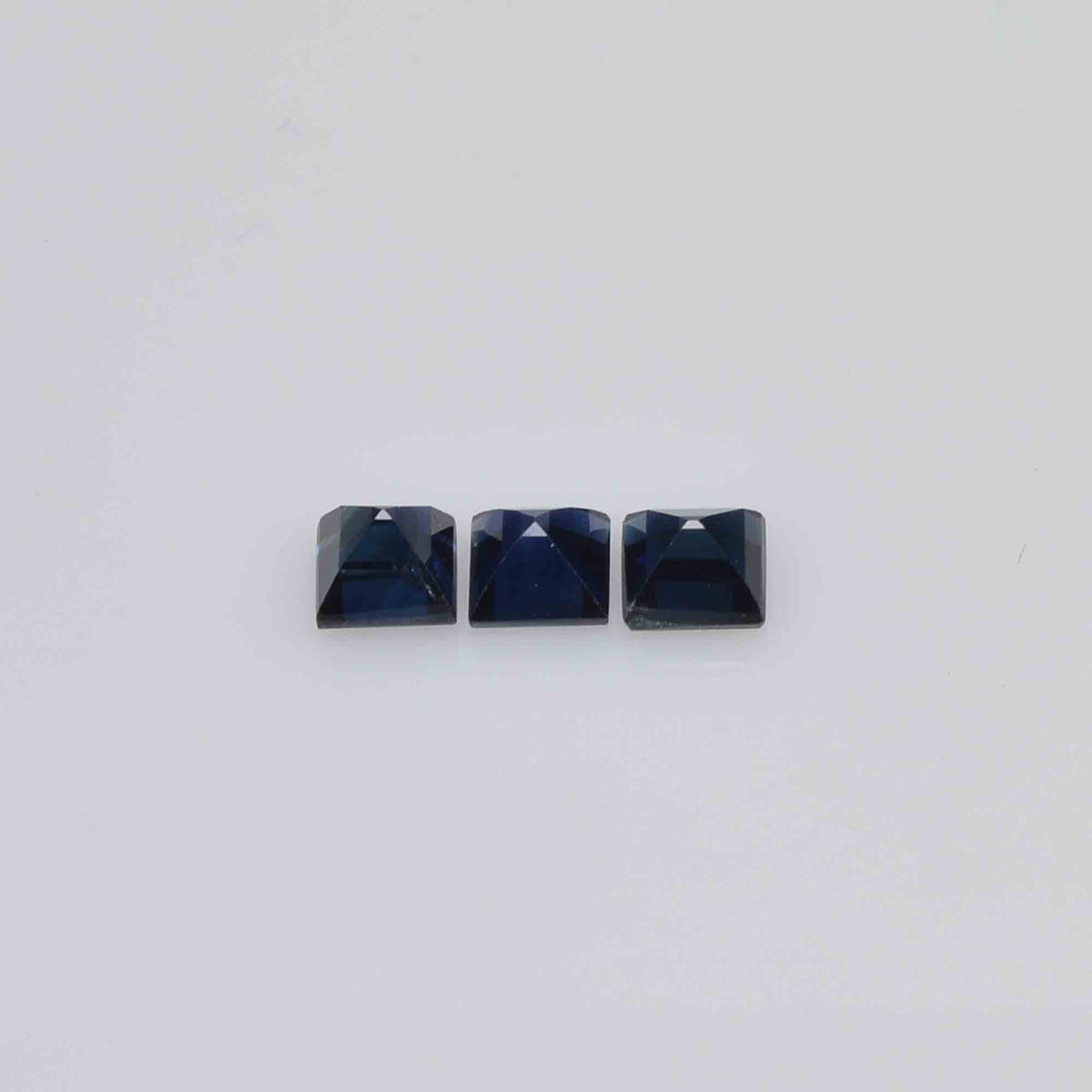 1.9-4.0 MM Natural Calibrated Blue Sapphire Loose Gemstone Square Cut