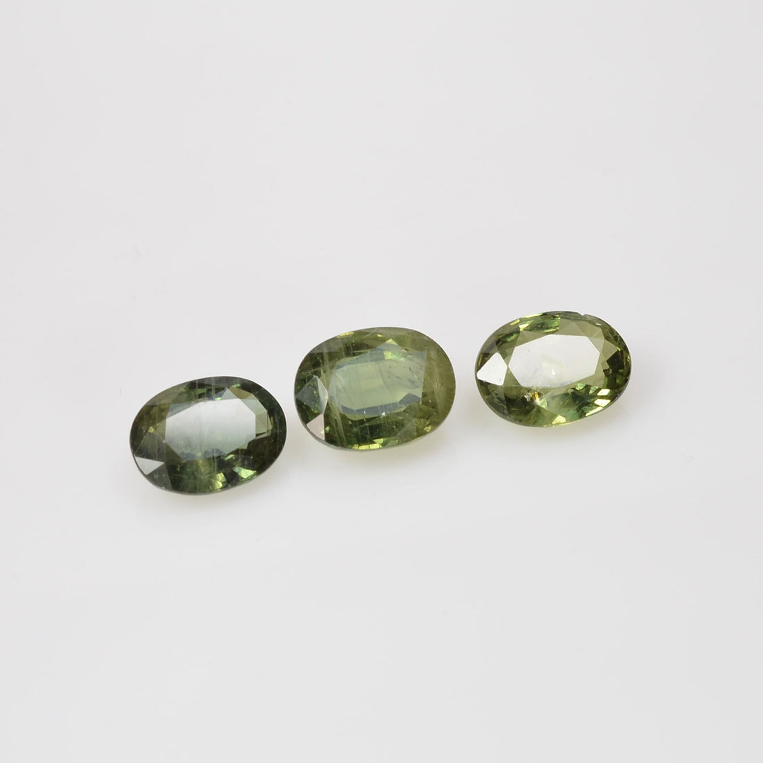 8x6 mm Natural Calibrated Green Sapphire Loose Gemstone Oval Cut