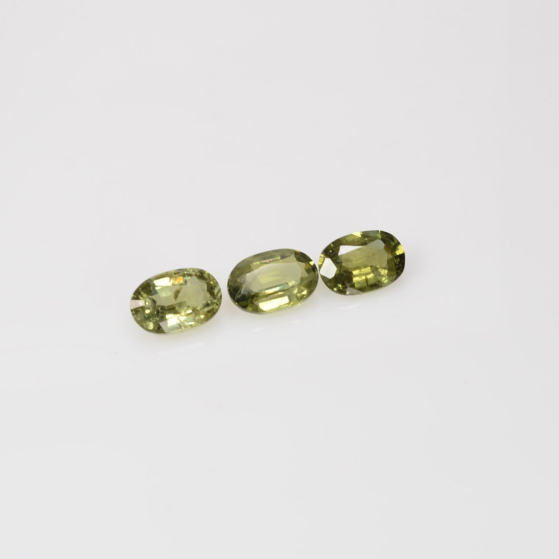 6x4 mm Natural Calibrated Green Sapphire Loose Gemstone Oval Cut