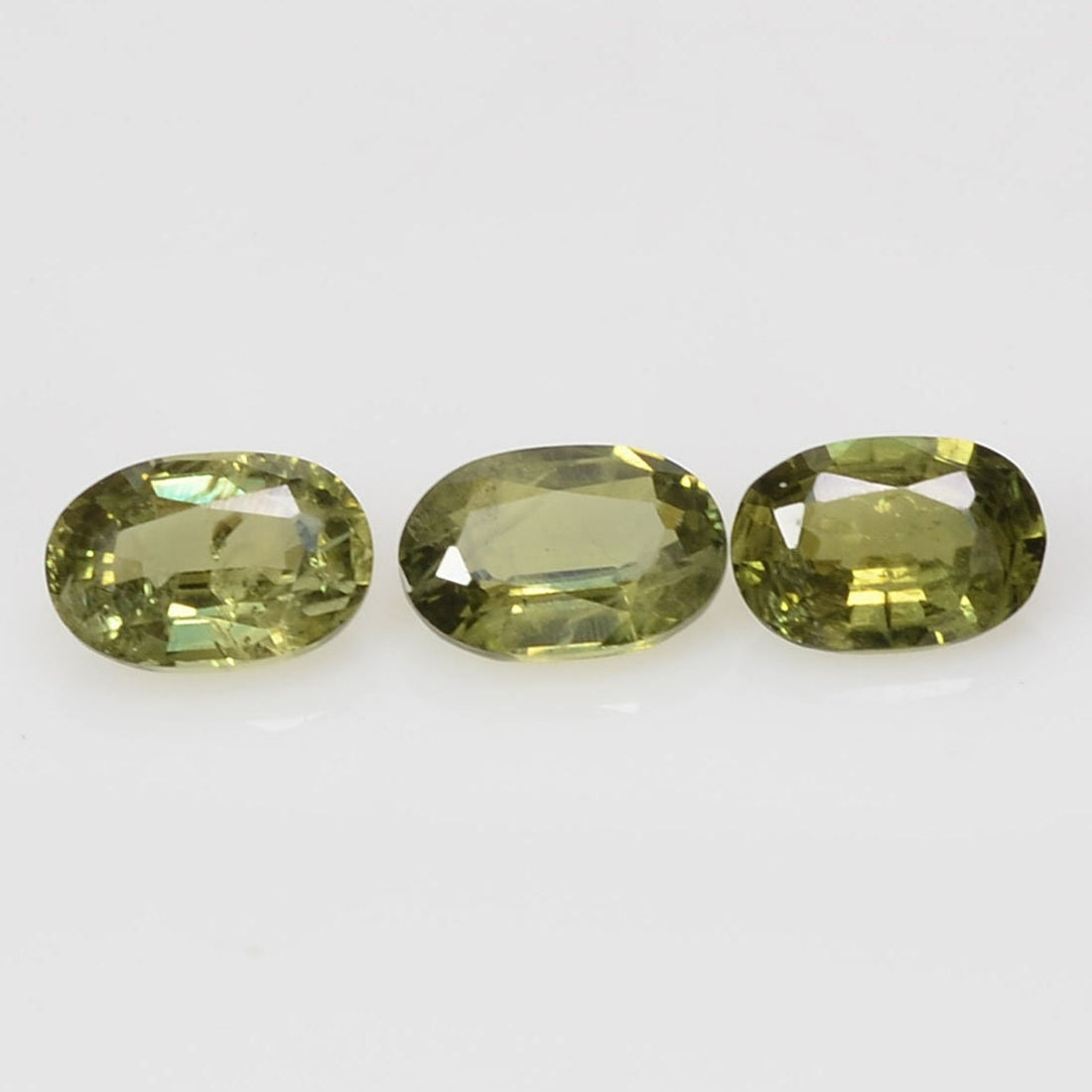 6x4 mm Natural Calibrated Green Sapphire Loose Gemstone Oval Cut