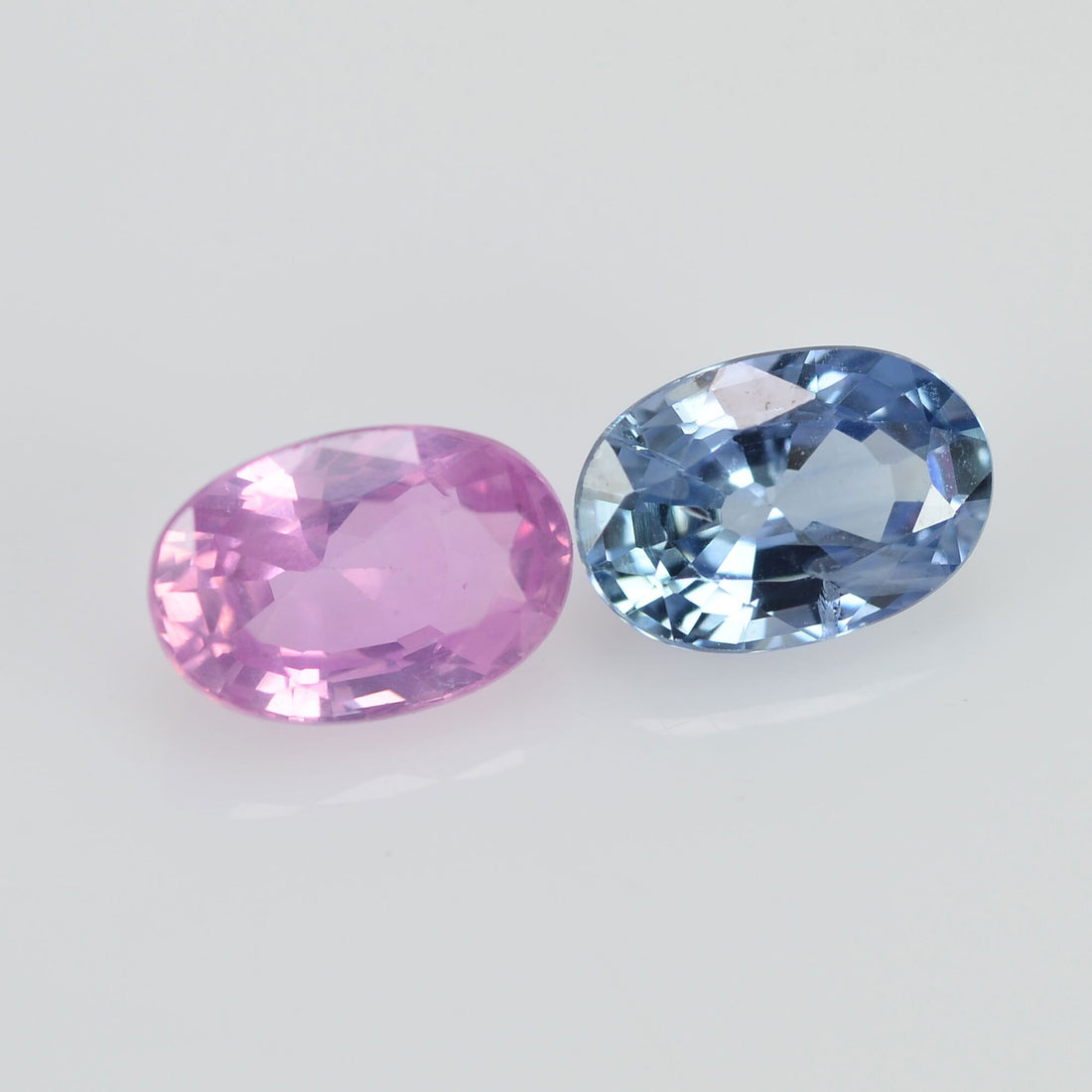 1.28 cts Natural Fancy Sapphire Loose Pair Gemstone Oval Cut