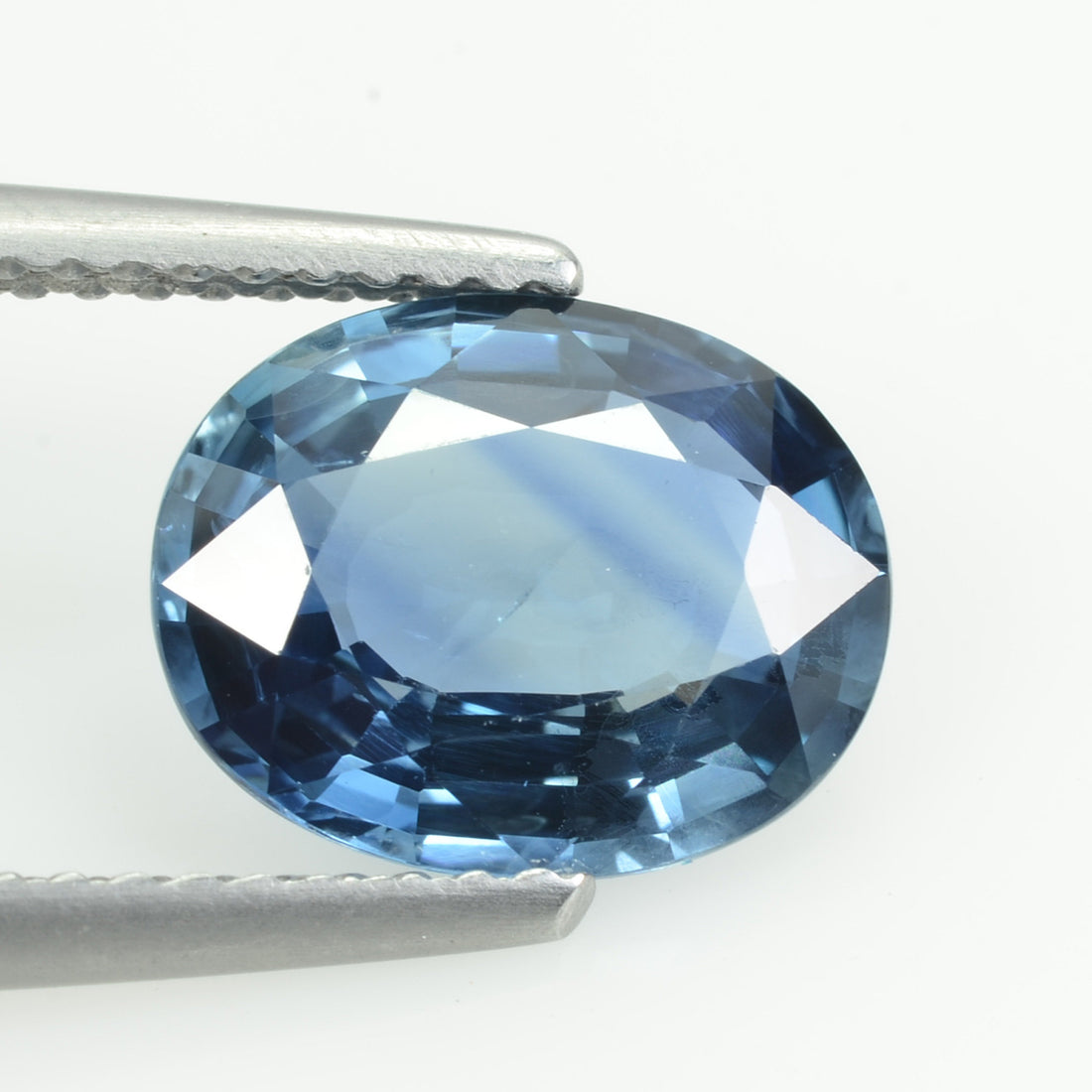 2.94 cts Natural Blue Sapphire Loose Gemstone Oval Cut - Thai Gems Export Ltd.