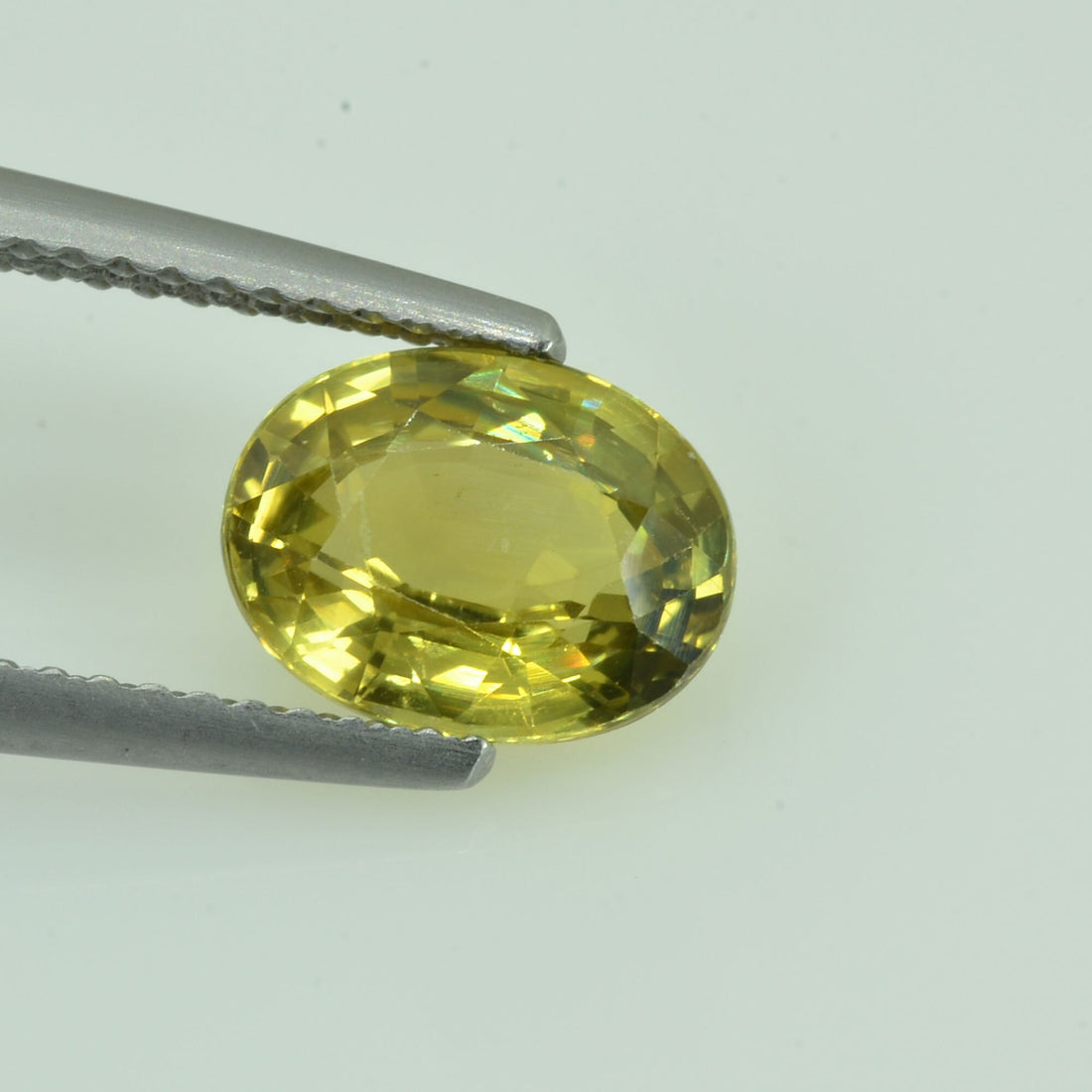 2.17 cts Natural Yellow Sapphire Loose Gemstone Oval Cut