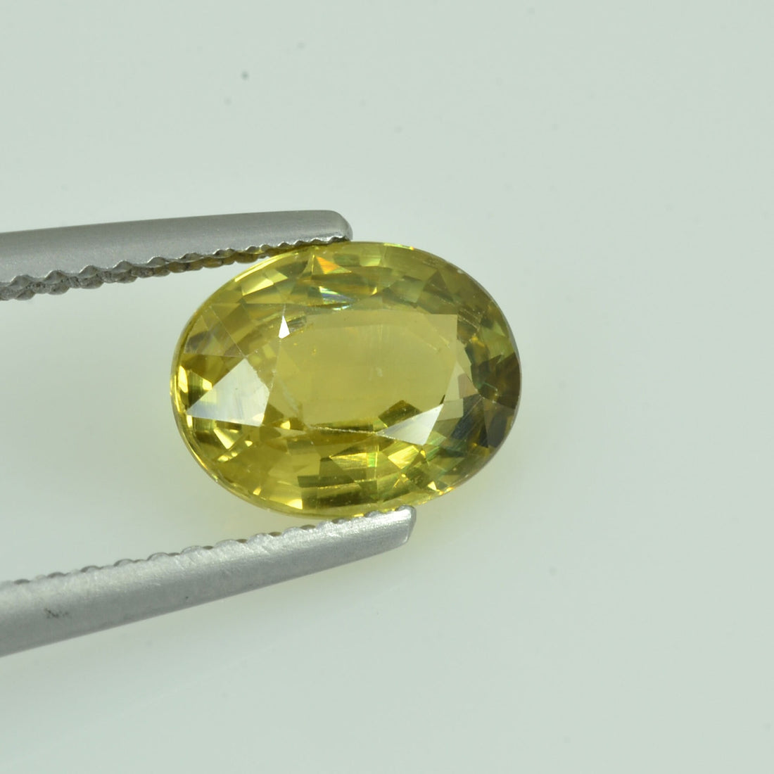 2.17 cts Natural Yellow Sapphire Loose Gemstone Oval Cut