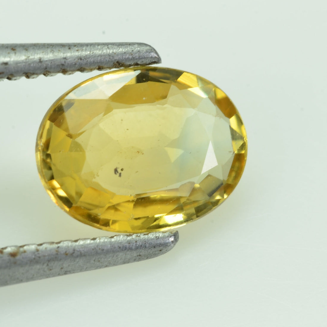 1.07 cts Natural Yellow Sapphire Loose Gemstone Oval Cut