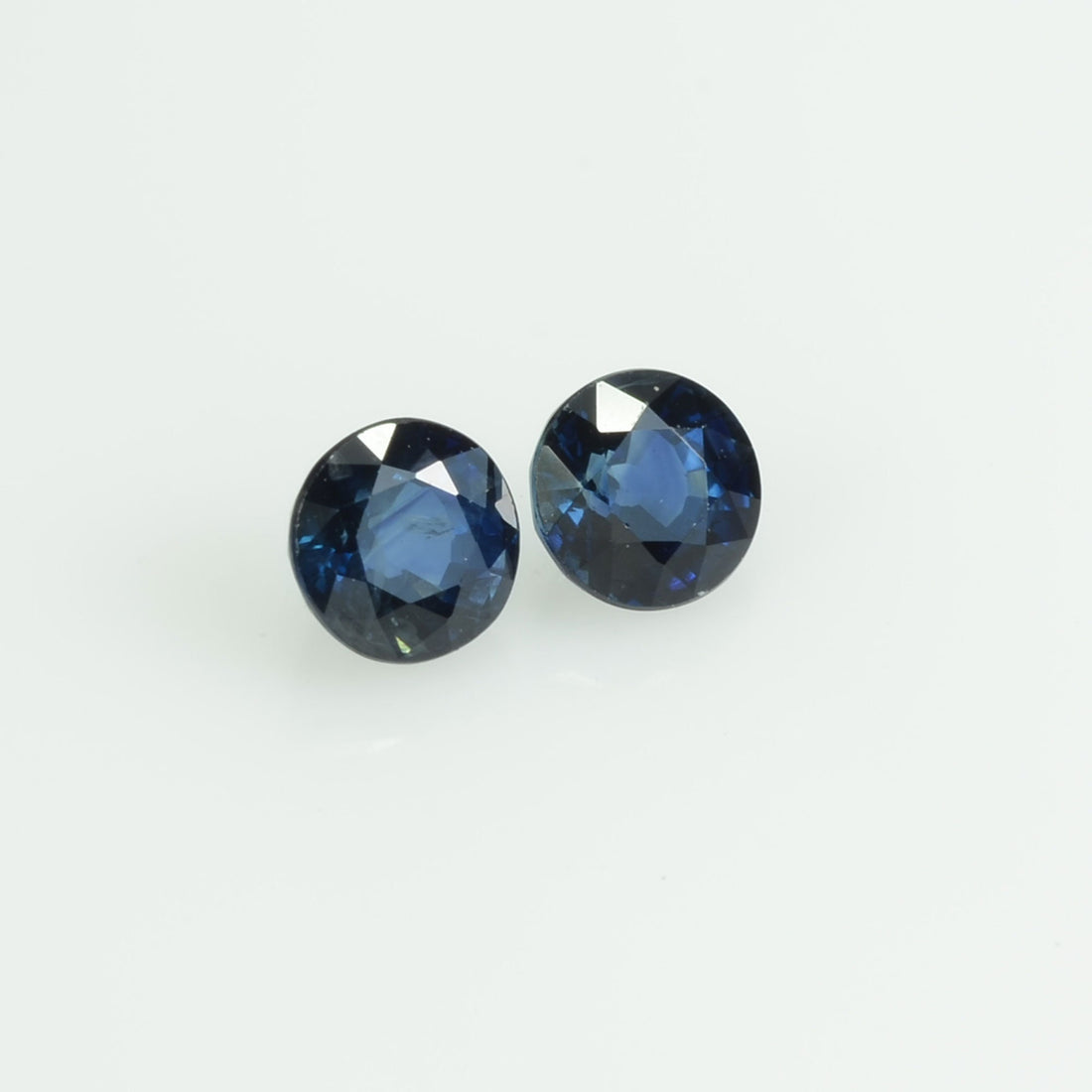 4.3 mm Natural Blue Sapphire Loose Gemstone Round Cut