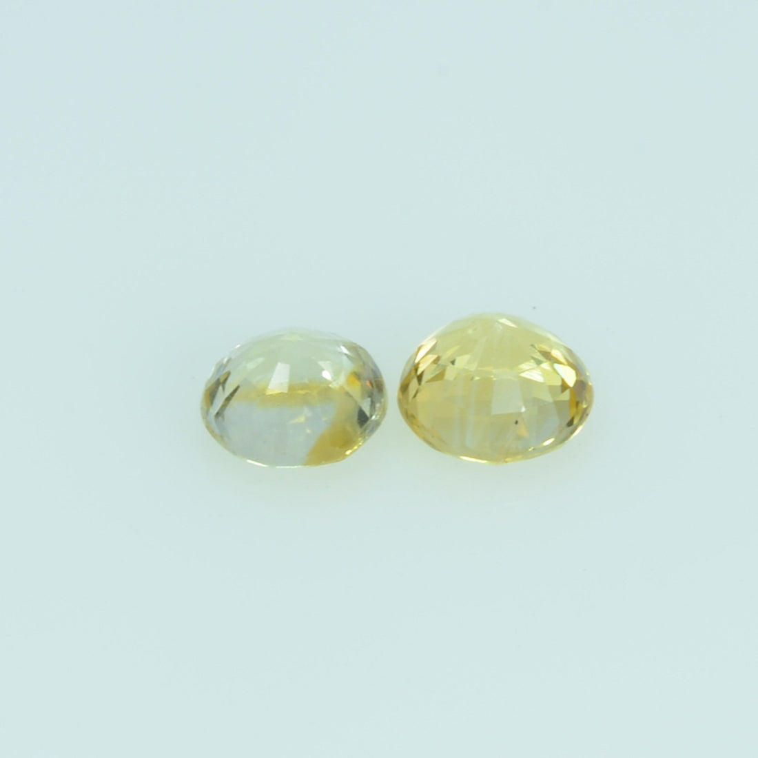 3.7 mm Natural Yellow Sapphire Loose Gemstone Round Cut - Thai Gems Export Ltd.