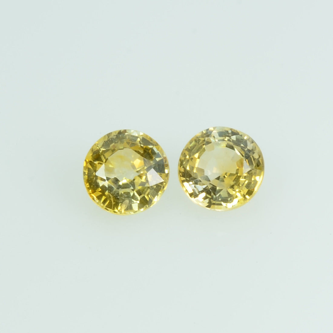 3.7 mm Natural Yellow Sapphire Loose Gemstone Round Cut