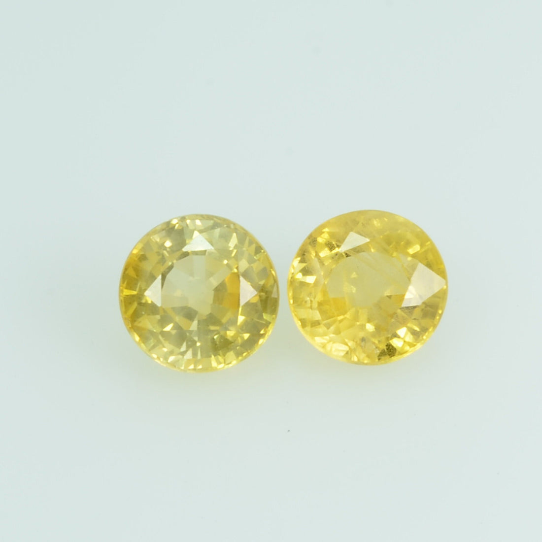 3.8 mm Natural Yellow Sapphire Loose Gemstone Round Cut