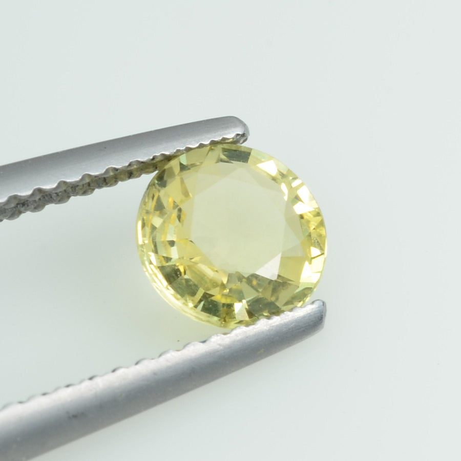0.96 Cts Natural Yellow Sapphire Loose Gemstone Round Cut - Thai Gems Export Ltd.