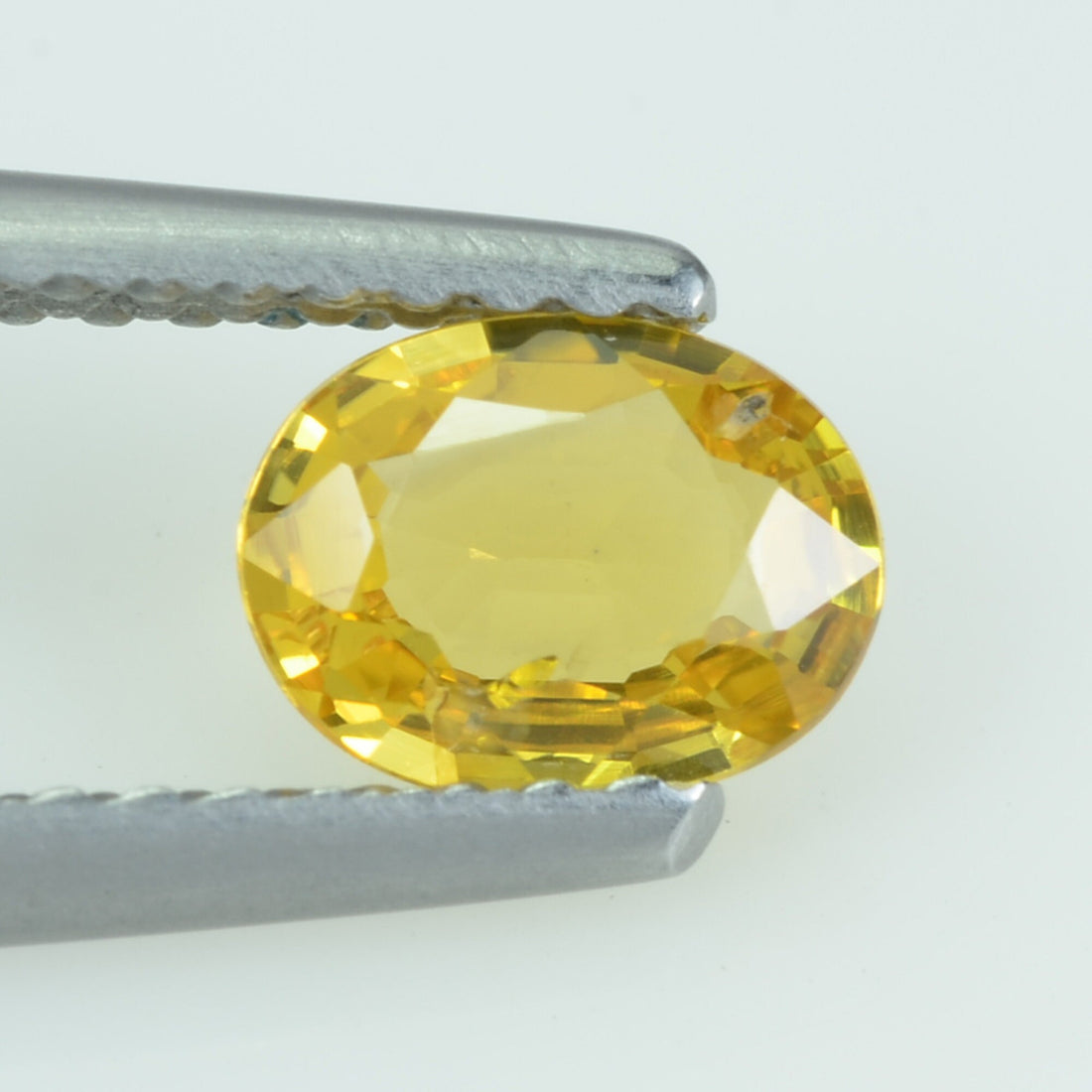 0.60 Cts Natural Yellow Sapphire Loose Gemstone Oval Cut