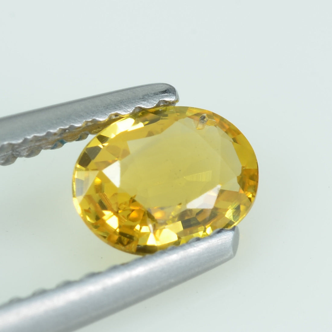 0.60 Cts Natural Yellow Sapphire Loose Gemstone Oval Cut