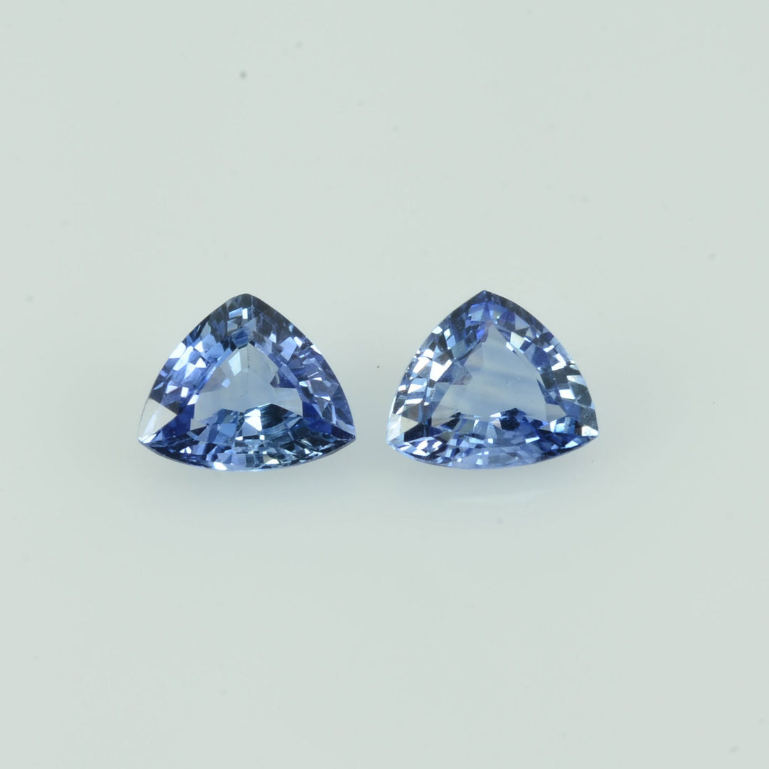 0.56 - 0.76 cts Natural Blue Sapphire Loose Gemstone Trillion Cut Pair