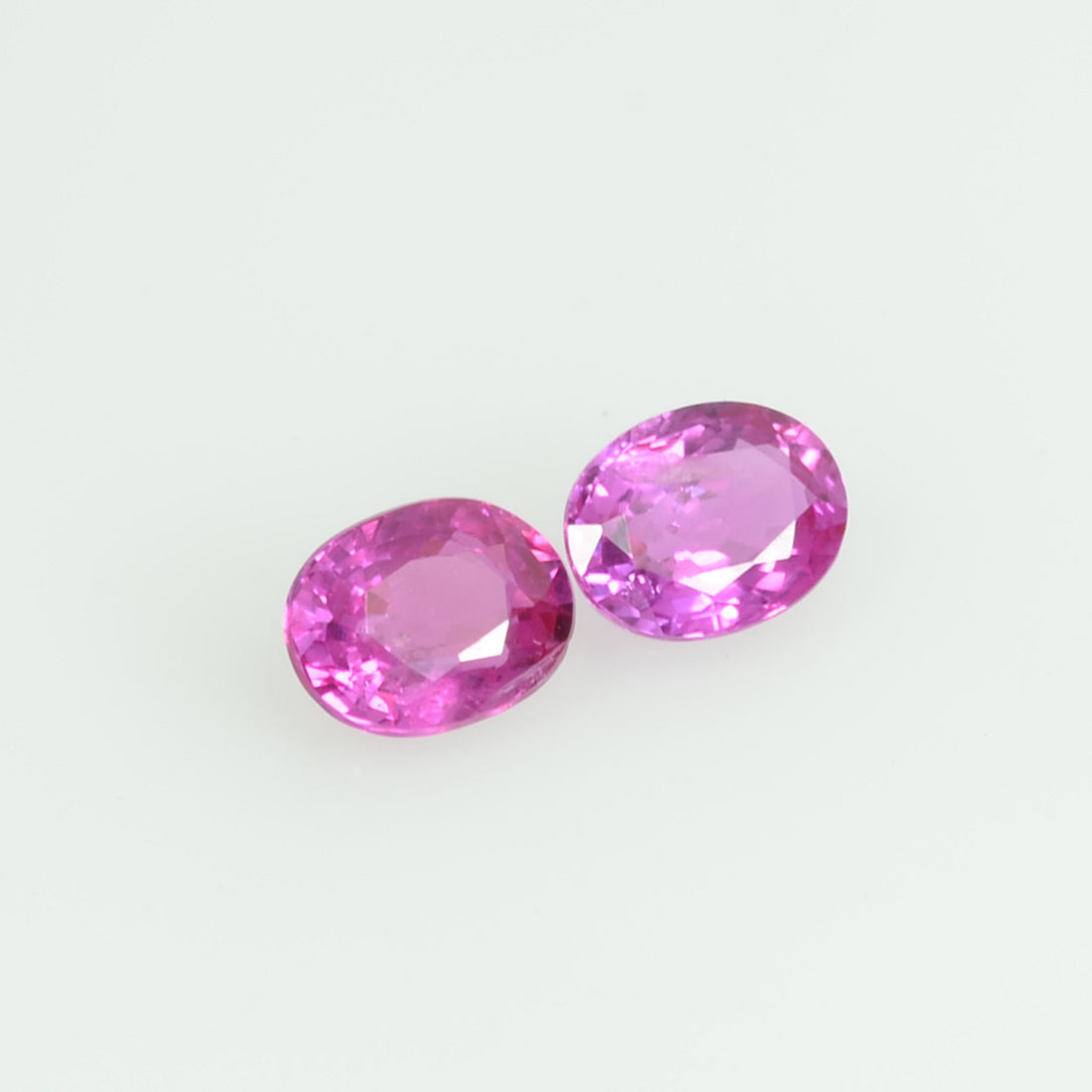 4x3 mm  Natural  Pink Sapphire Loose Gemstone oval Cut - Thai Gems Export Ltd.