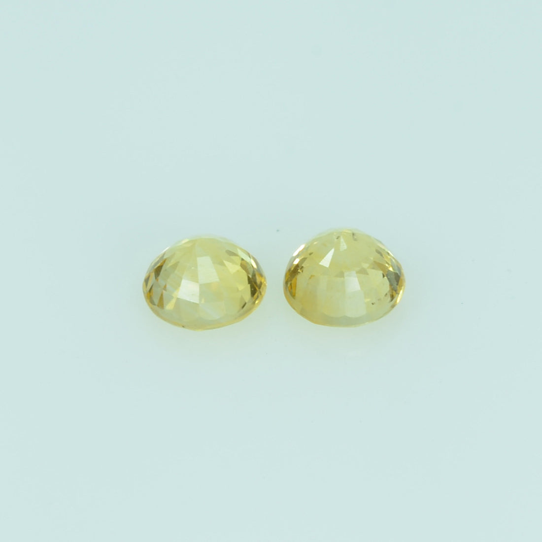 3.5 mm Natural Yellow Sapphire Loose Gemstone Round Cut - Thai Gems Export Ltd.